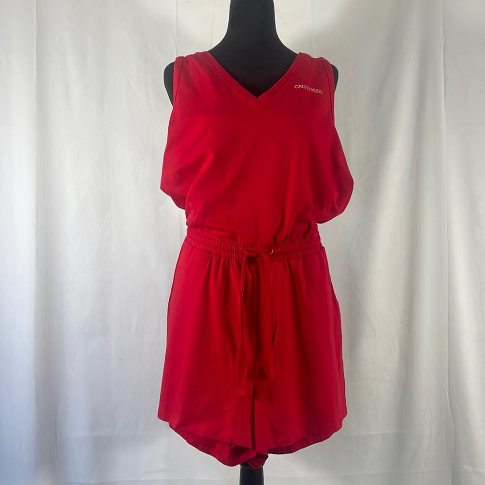 Calvin Klein red,sleeveless,jumper, shorts,V neck,Elastic, tie waist,New